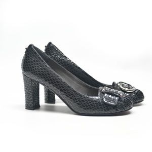 STUART WEITZMAN Round Toe Patent Leather Exotic Motif Buckle Pumps Heels